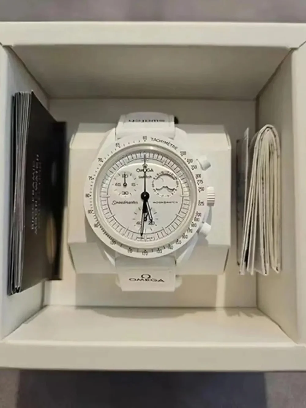 OḾEƓＡ x swatch Snoopy moonswatch mission to the moonphase bioceramic New